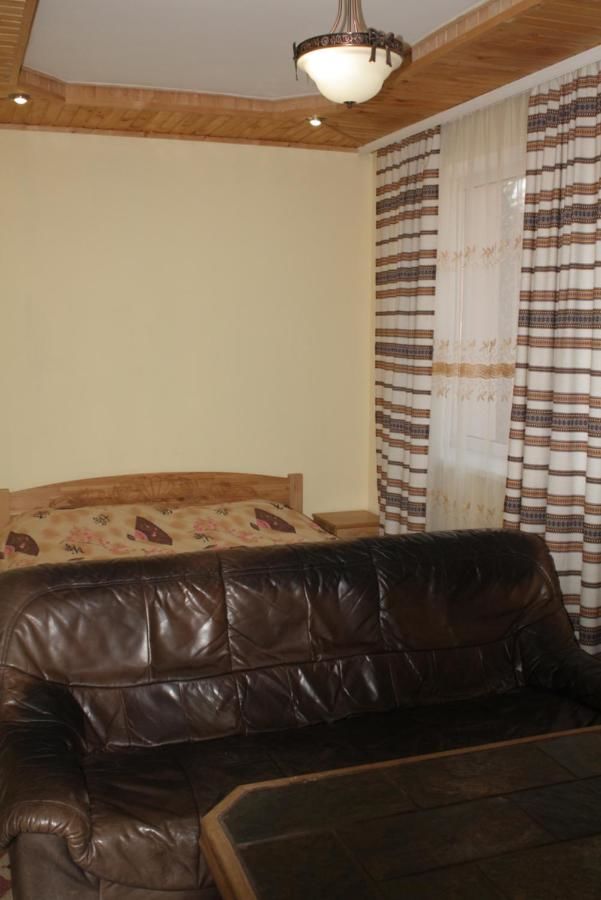 Мини-отель Hotel Yaremche Яремче-14