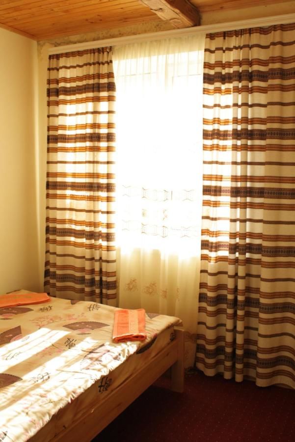 Мини-отель Hotel Yaremche Яремче-15