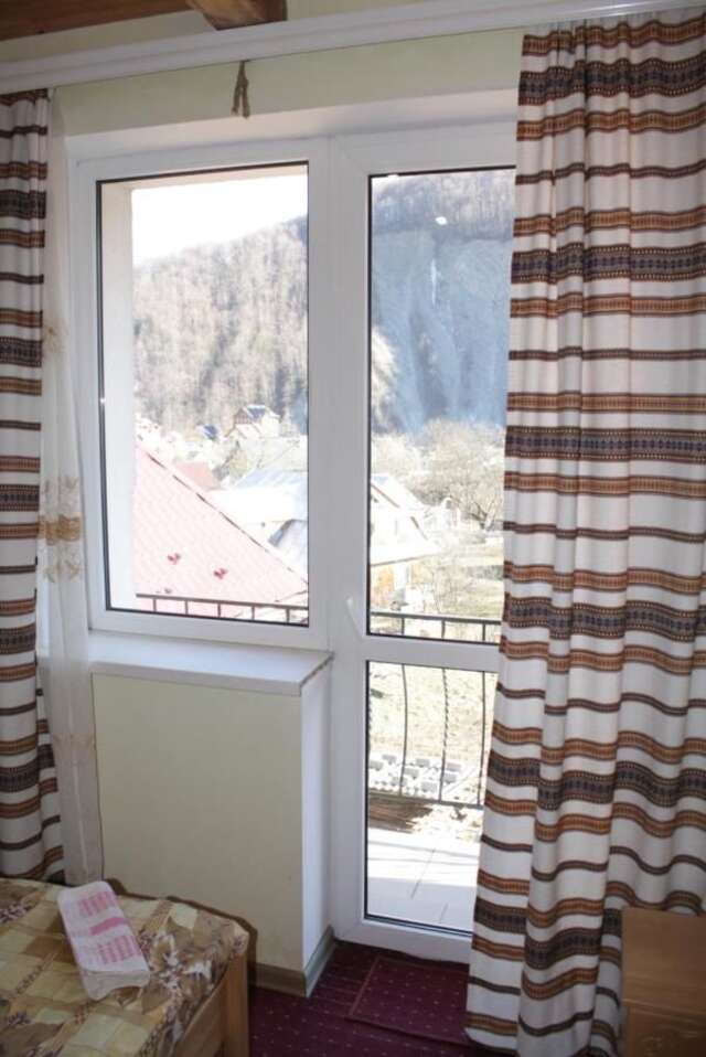 Мини-отель Hotel Yaremche Яремче-22