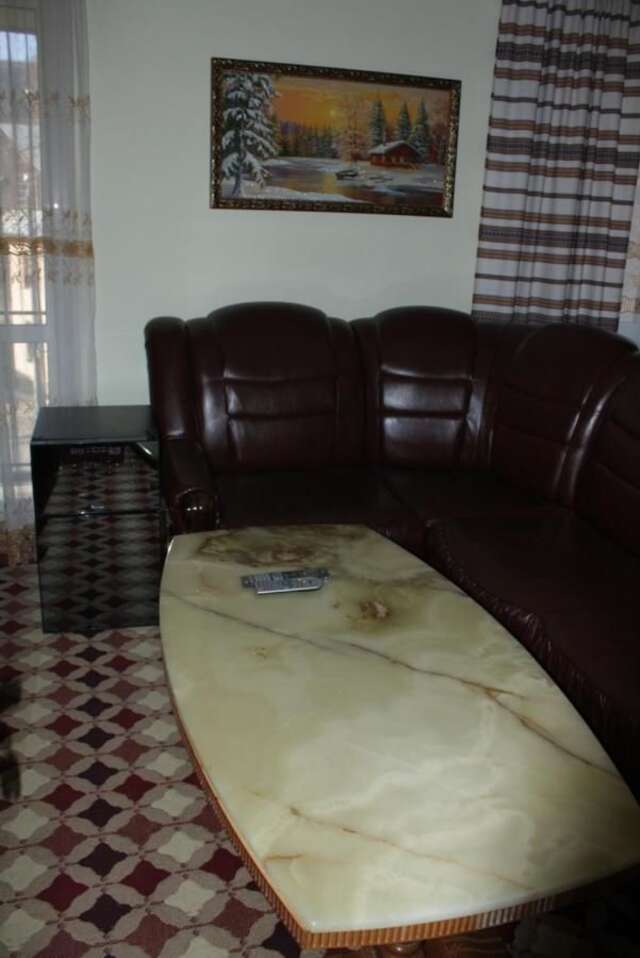 Мини-отель Hotel Yaremche Яремче-42